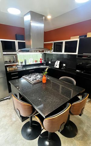 Casa à venda com 162m², 2 quartos e 3 vagasCozinha