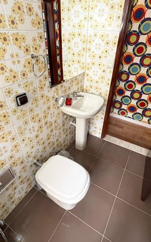 Casa à venda com 162m², 2 quartos e 3 vagasBanheiro
