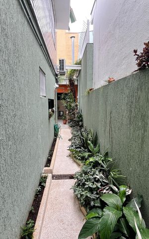 Casa à venda com 162m², 2 quartos e 3 vagasCorredor
