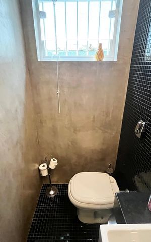 Casa à venda com 162m², 2 quartos e 3 vagasLavabo