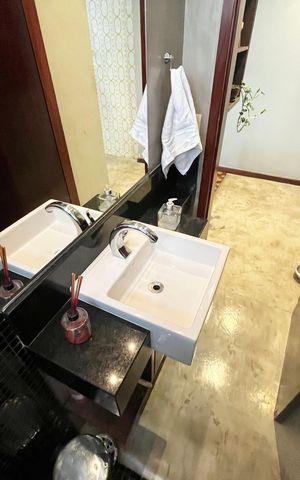 Casa à venda com 162m², 2 quartos e 3 vagasLavabo