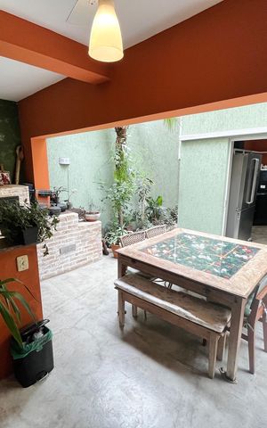 Casa à venda com 162m², 2 quartos e 3 vagasÁrea gourmet