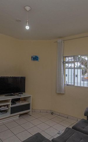Casa à venda com 183m², 4 quartos e 2 vagas Casa à venda com 183m², 4 quartos e 2 vagassala casa 2_1