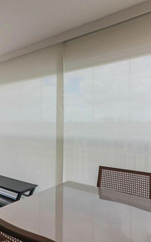 Apartamento à venda com 75m², 2 quartos e 1 vaga Apartamento à venda com 75m², 2 quartos e 1 vagaVaranda