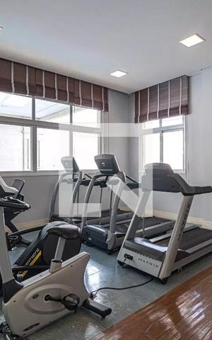 Apartamento à venda com 244m², 4 quartos e 4 vagas Apartamento à venda com 244m², 4 quartos e 4 vagasÁrea comum