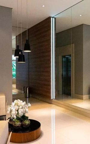 Apartamento à venda com 244m², 4 quartos e 4 vagas Apartamento à venda com 244m², 4 quartos e 4 vagasHall de entrada
