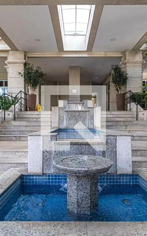 Apartamento à venda com 244m², 4 quartos e 4 vagas Apartamento à venda com 244m², 4 quartos e 4 vagasÁrea comum