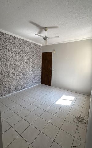 Apartamento para alugar com 47m², 2 quartos e 1 vaga Apartamento para alugar com 47m², 2 quartos e 1 vagaSala