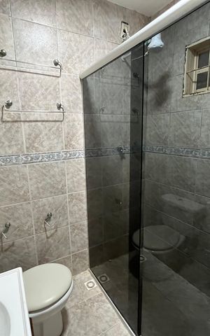 Apartamento para alugar com 55m², 2 quartos e sem vaga Apartamento para alugar com 55m², 2 quartos e sem vagaBanheiro