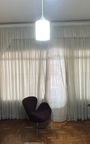 Casa à venda com 228m², 3 quartos e 2 vagas Casa à venda com 228m², 3 quartos e 2 vagasSala
