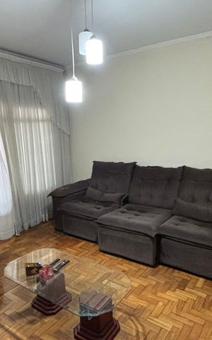 Casa à venda com 228m², 3 quartos e 2 vagas Casa à venda com 228m², 3 quartos e 2 vagasSala
