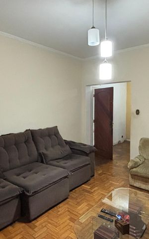 Casa à venda com 228m², 3 quartos e 2 vagas Casa à venda com 228m², 3 quartos e 2 vagasSala