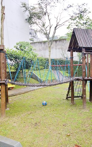 Apartamento para alugar com 110m², 3 quartos e 2 vagas Apartamento para alugar com 110m², 3 quartos e 2 vagasÁrea comum - Playground