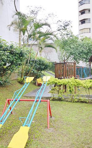 Apartamento para alugar com 110m², 3 quartos e 2 vagas Apartamento para alugar com 110m², 3 quartos e 2 vagasÁrea comum - Playground