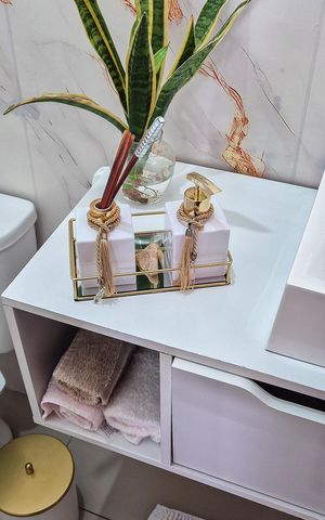 Casa à venda com 200m², 2 quartos e 2 vagasLavabo