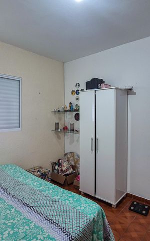 Casa à venda com 200m², 2 quartos e 2 vagasQuarto 2