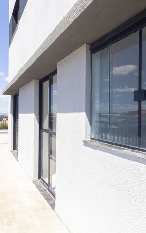 Apartamento à venda com 80m², 2 quartos e 1 vaga Apartamento à venda com 80m², 2 quartos e 1 vagaVaranda