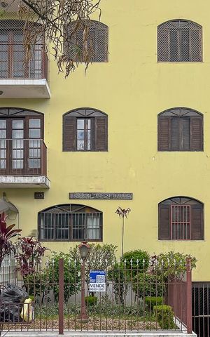 Apartamento à venda com 80m², 3 quartos e 1 vagaFachada + plaquinha