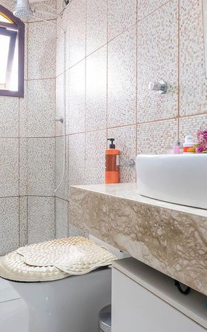 Apartamento à venda com 80m², 3 quartos e 1 vagaBanheiro da suíte