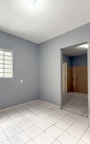 Casa para alugar com 40m², 1 quarto e sem vaga Casa para alugar com 40m², 1 quarto e sem vagaSala
