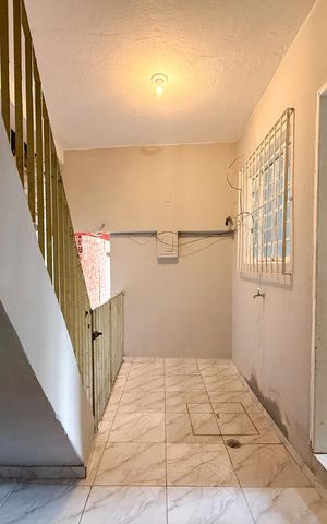 Casa para alugar com 40m², 1 quarto e sem vaga Casa para alugar com 40m², 1 quarto e sem vagaÁrea de Serviço