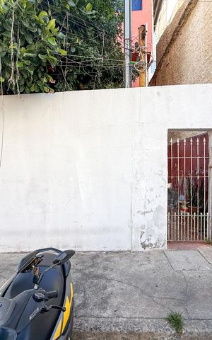 Casa para alugar com 40m², 1 quarto e sem vaga Casa para alugar com 40m², 1 quarto e sem vagaFachada