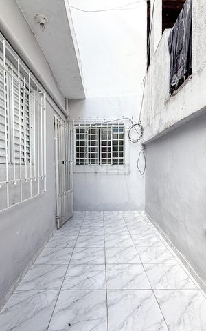 Casa para alugar com 40m², 1 quarto e sem vaga Casa para alugar com 40m², 1 quarto e sem vagaVaranda