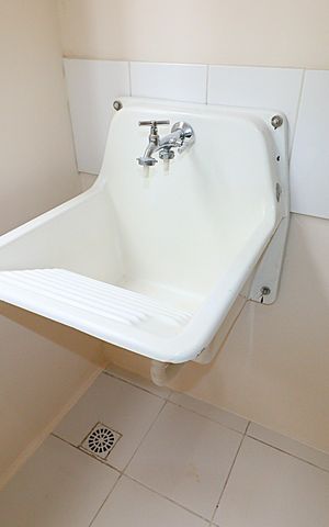 Apartamento para alugar com 50m², 2 quartos e 1 vagaÁrea de Serviço