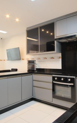 Casa à venda com 320m², 4 quartos e 7 vagasCozinha