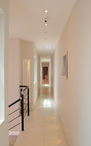 Casa à venda com 320m², 4 quartos e 7 vagasCorredor