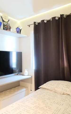 Casa à venda com 320m², 4 quartos e 7 vagasSuíte 2
