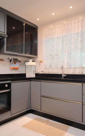Casa à venda com 320m², 4 quartos e 7 vagasCozinha