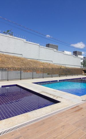 Apartamento à venda com 188m², 3 quartos e 1 vaga Apartamento à venda com 188m², 3 quartos e 1 vagaÁrea comum - Piscina