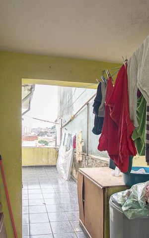 Casa à venda com 140m², 2 quartos e sem vagaÁrea de Serviço / Quintal