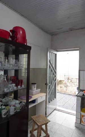 Casa à venda com 140m², 2 quartos e sem vagaCozinha 