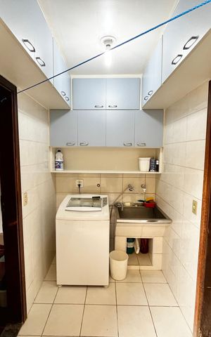 Casa para alugar com 175m², 3 quartos e 2 vagas Casa para alugar com 175m², 3 quartos e 2 vagasLavanderia