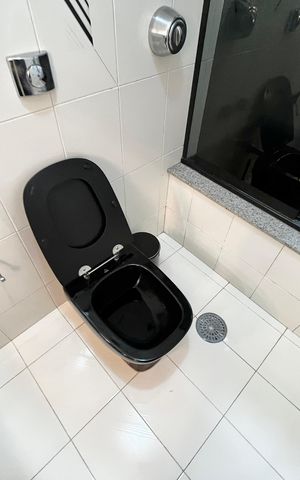 Casa para alugar com 175m², 3 quartos e 2 vagas Casa para alugar com 175m², 3 quartos e 2 vagasBanheiro da Suíte