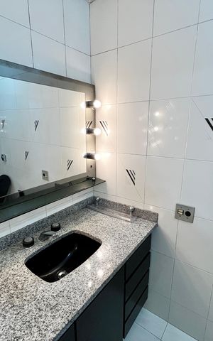 Casa para alugar com 175m², 3 quartos e 2 vagas Casa para alugar com 175m², 3 quartos e 2 vagasBanheiro da Suíte