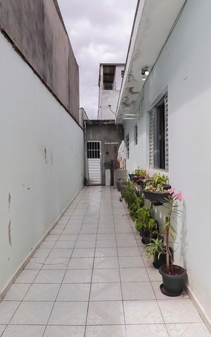 Casa para alugar com 184m², 3 quartos e 3 vagasQuintal