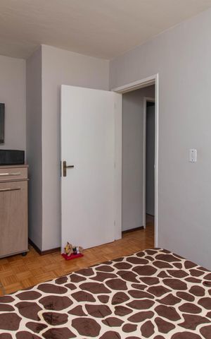 Apartamento à venda com 57m², 2 quartos e 1 vagaQuarto 2