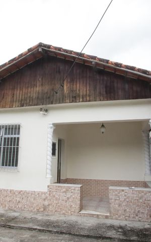 Casa à venda com 190m², 3 quartos e 5 vagasFrente da Casa