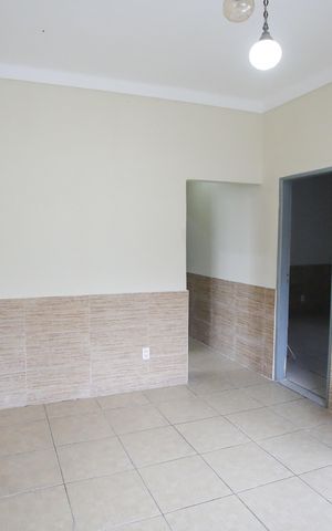 Casa à venda com 190m², 3 quartos e 5 vagasSala