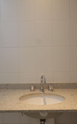 Apartamento para alugar com 121m², 3 quartos e 3 vagasBanheiro da Suíte 1
