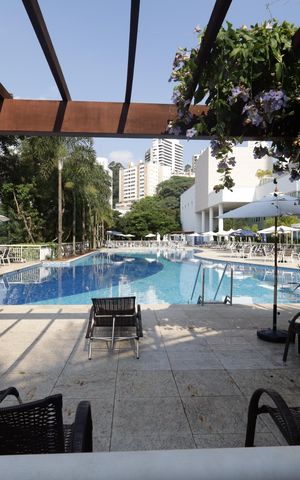 Apartamento para alugar com 121m², 3 quartos e 3 vagasÁrea comum - Piscina
