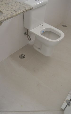 Apartamento à venda com 55m², 2 quartos e 2 vagasBanheiro da Suíte