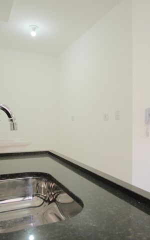 Apartamento à venda com 38m², 2 quartos e sem vagaCozinha e Área de Serviço