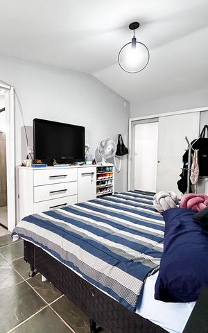 Casa à venda com 196m², 4 quartos e sem vaga Casa à venda com 196m², 4 quartos e sem vagaSuíte