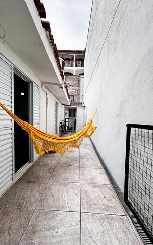 Casa à venda com 196m², 4 quartos e sem vaga Casa à venda com 196m², 4 quartos e sem vagaQuintal