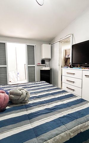 Casa à venda com 196m², 4 quartos e sem vaga Casa à venda com 196m², 4 quartos e sem vagaSuíte
