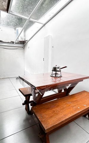 Casa à venda com 196m², 4 quartos e sem vaga Casa à venda com 196m², 4 quartos e sem vagaÁrea Gourmet